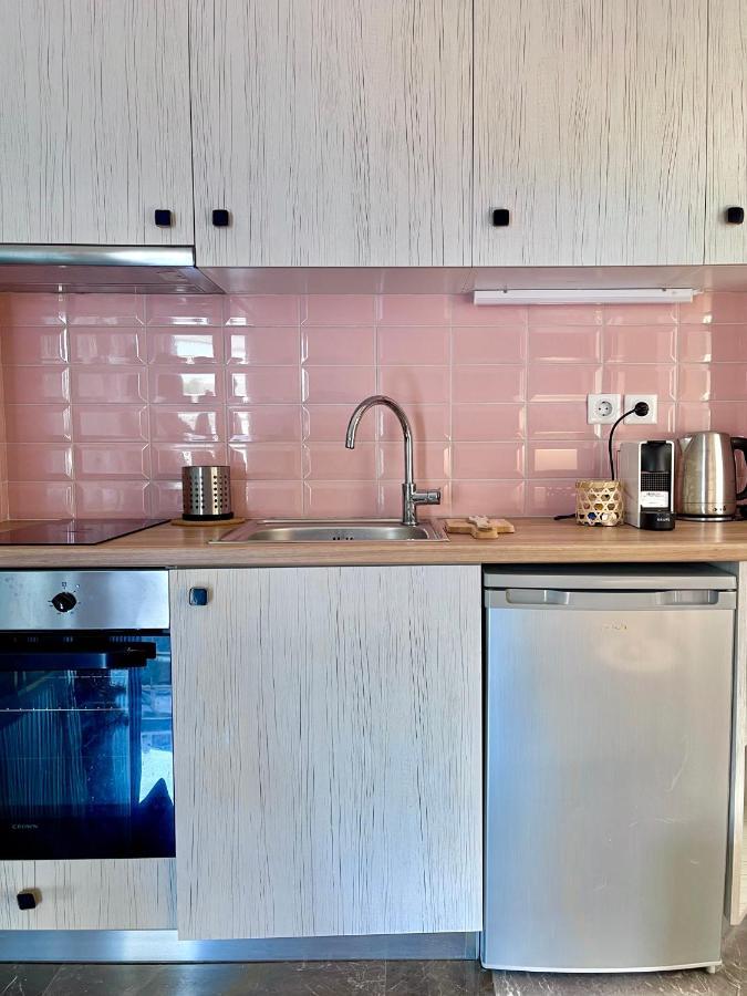Apartament Retropolitan Living Patras Zewnętrze zdjęcie